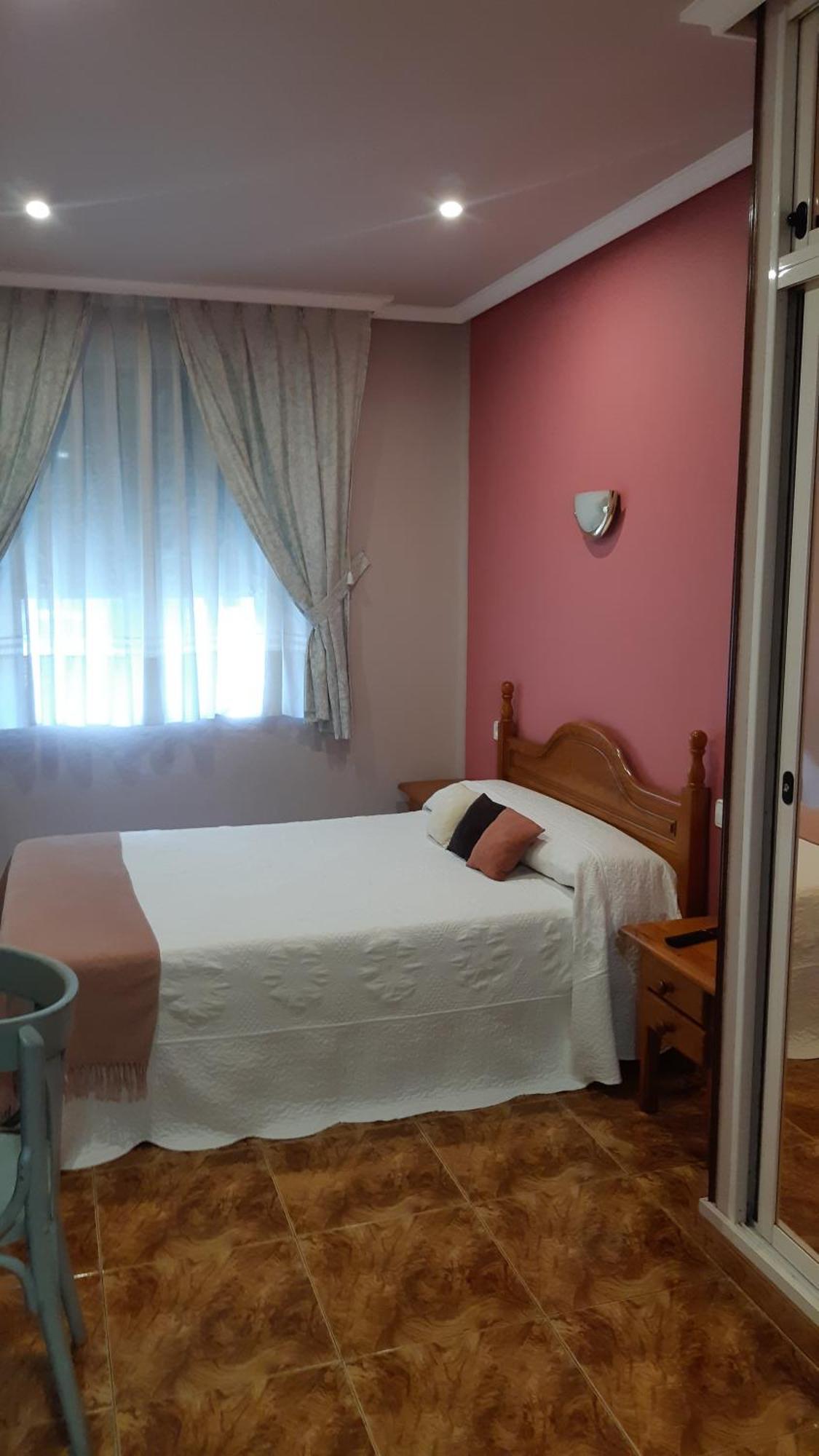 Hostal Pachin Mieres  Εξωτερικό φωτογραφία
